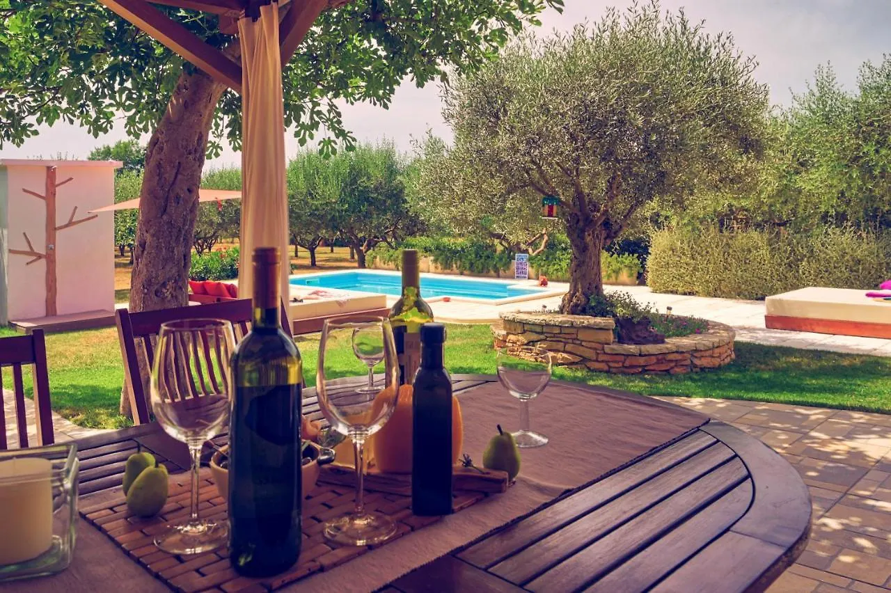 Casa Oliveto Villa Marcana 0*,